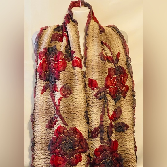 Bohemian Shabby Chic -Ruby/Latte - Picture 6 of 11